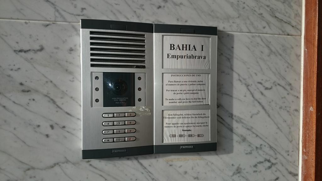 Apartamento Bahia I Емпуриабрава Екстериор снимка